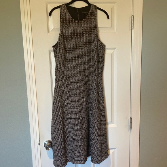 Banana Republic Dresses & Skirts - Banana Republic Elegant Black and White Tweed Midi Dress